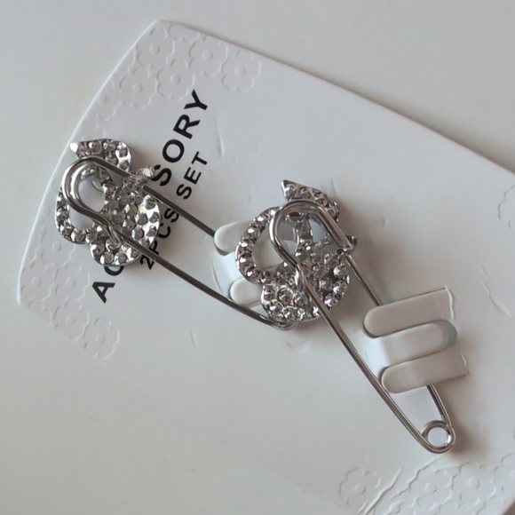 Silver Rhinestone Brooch Set - Picture 3 of 5